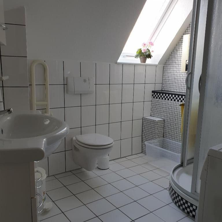 Prenájom bytu 4-izbový 76 m², Nieberdingstraße 15, Steinfeld, Dolné Sasko Prenájom bytu 4-izbový 76 m², Nieberdingstraße 15, Steinfeld, Dolné Sasko