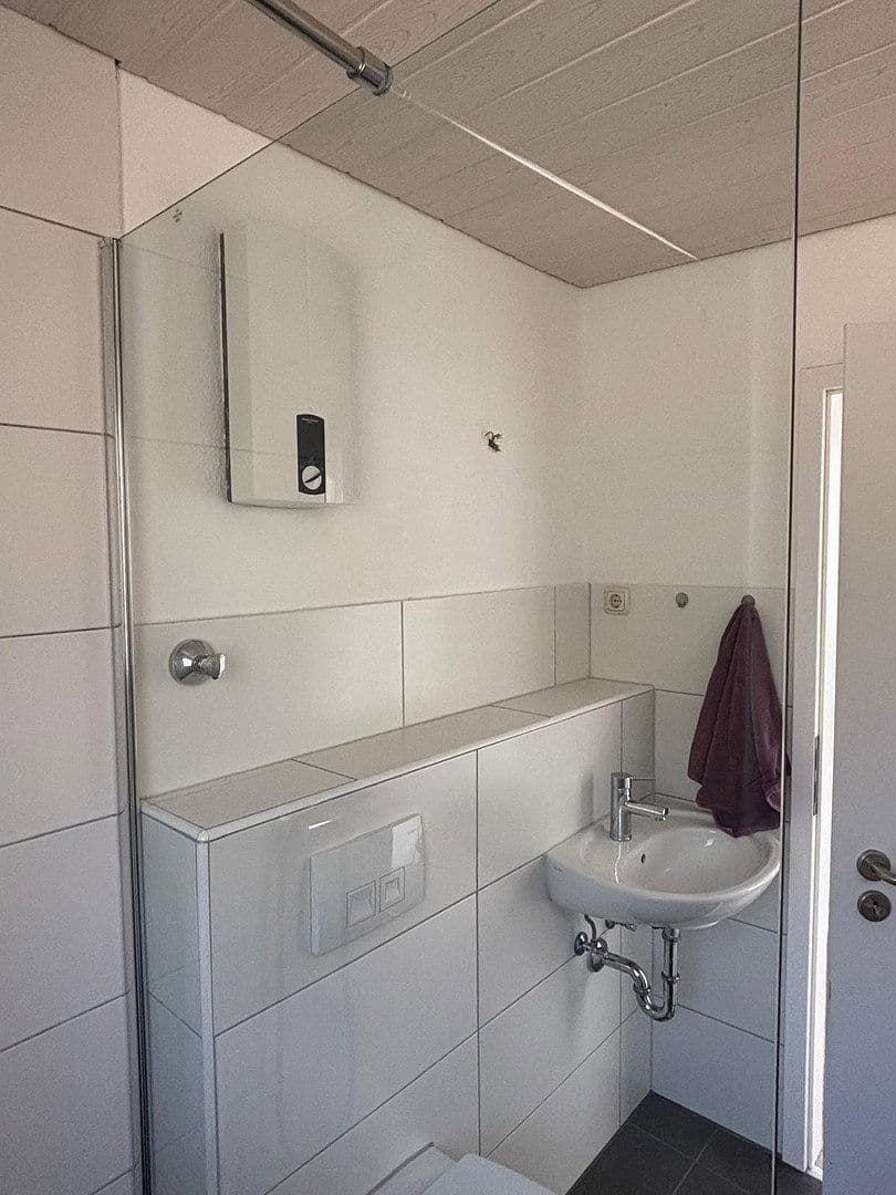 Prenájom bytu 3-izbový 65 m², Drei Knappen 18, Oberhausen, Severné Porýnie - Westfálsko Prenájom bytu 3-izbový 65 m², Drei Knappen 18, Oberhausen, Severné Porýnie - Westfálsko