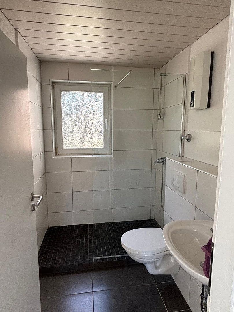 Prenájom bytu 3-izbový 65 m², Drei Knappen 18, Oberhausen, Severné Porýnie - Westfálsko Prenájom bytu 3-izbový 65 m², Drei Knappen 18, Oberhausen, Severné Porýnie - Westfálsko