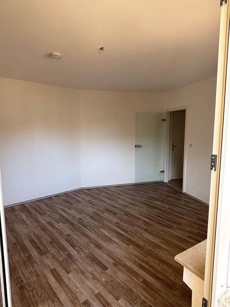 Prenájom bytu 3-izbový 65 m², Drei Knappen 18, Oberhausen, Severné Porýnie - Westfálsko Prenájom bytu 3-izbový 65 m², Drei Knappen 18, Oberhausen, Severné Porýnie - Westfálsko
