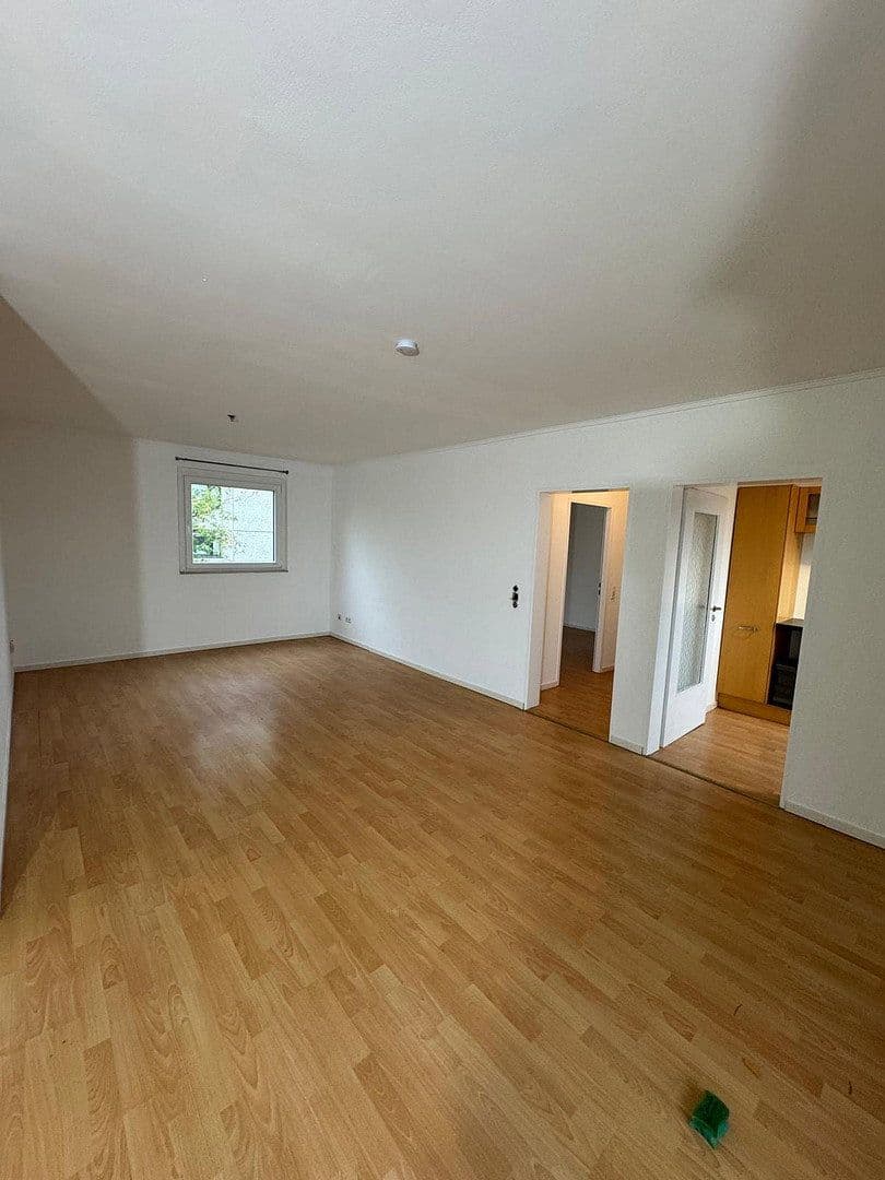 Prenájom bytu 2-izbový 72 m², Mörfelden-Walldorf, Hesensko Prenájom bytu 2-izbový 72 m², Mörfelden-Walldorf, Hesensko