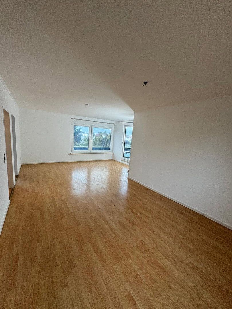 Prenájom bytu 2-izbový 72 m², Mörfelden-Walldorf, Hesensko Prenájom bytu 2-izbový 72 m², Mörfelden-Walldorf, Hesensko