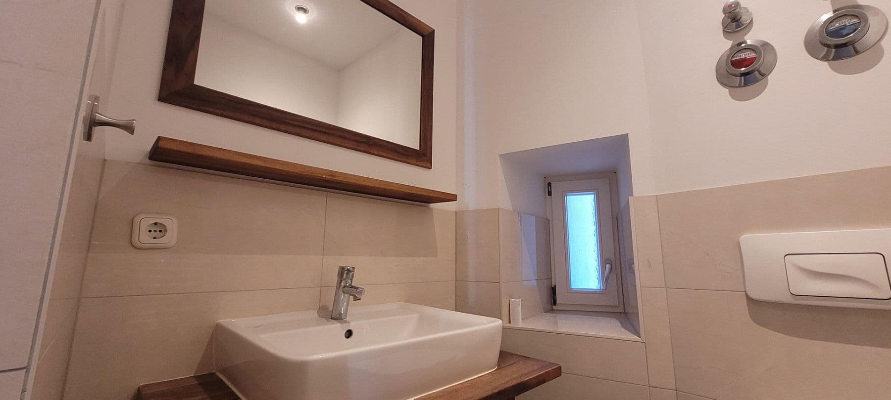 Prenájom bytu 2-izbový 55 m², Demmeringstraße 68, Leipzig, Sasko Prenájom bytu 2-izbový 55 m², Demmeringstraße 68, Leipzig, Sasko