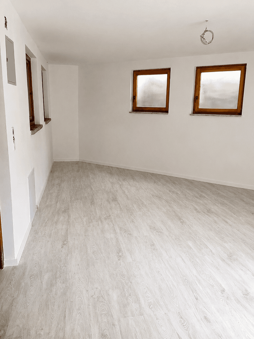 Predaj domu 183 m², pozemok 200 m², Kaiserslautern, Porýnie-Falcko Predaj domu 183 m², pozemok 200 m², Kaiserslautern, Porýnie-Falcko