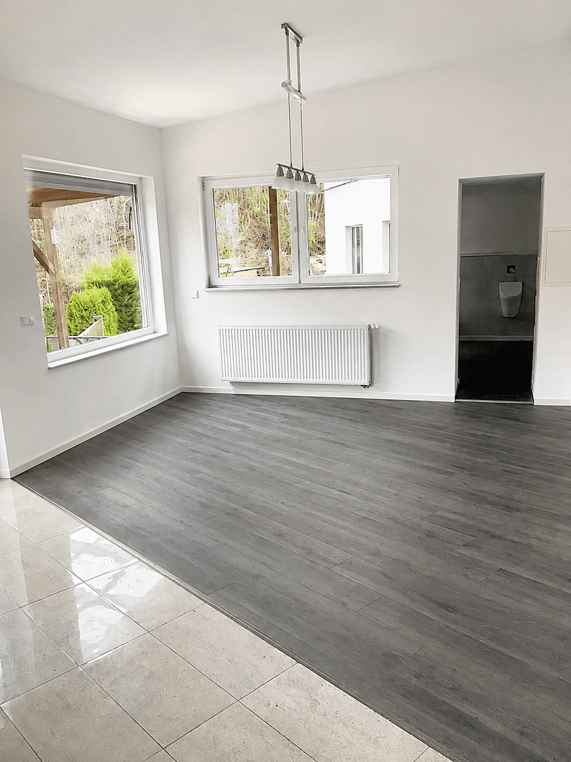 Predaj domu 183 m², pozemok 200 m², Kaiserslautern, Porýnie-Falcko Predaj domu 183 m², pozemok 200 m², Kaiserslautern, Porýnie-Falcko