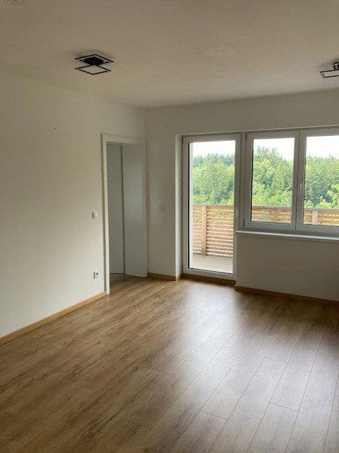 Predaj bytu 2-izbový 57 m², Jägerhölzlstraße 17, Lalling, Bavorsko Predaj bytu 2-izbový 57 m², Jägerhölzlstraße 17, Lalling, Bavorsko