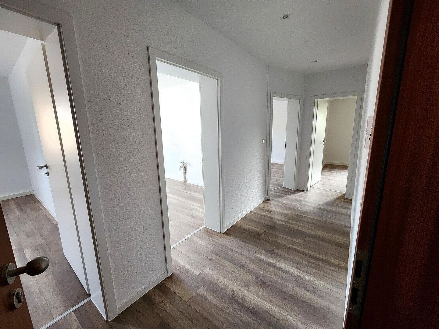 Prenájom bytu 3-izbový 68 m², Rudolf-Breitscheid-Straße 21, Lichtenstein/Sachsen, Sasko Prenájom bytu 3-izbový 68 m², Rudolf-Breitscheid-Straße 21, Lichtenstein/Sachsen, Sasko