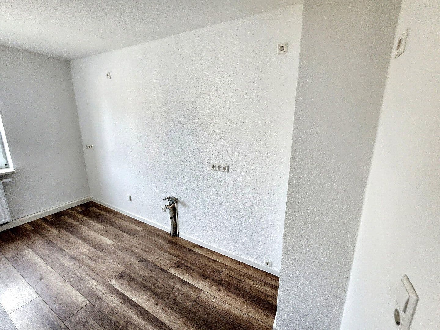 Prenájom bytu 3-izbový 68 m², Rudolf-Breitscheid-Straße 21, Lichtenstein/Sachsen, Sasko Prenájom bytu 3-izbový 68 m², Rudolf-Breitscheid-Straße 21, Lichtenstein/Sachsen, Sasko
