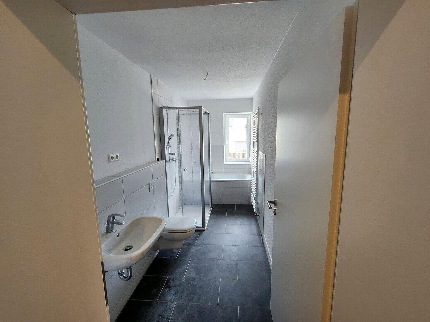 Prenájom bytu 3-izbový 68 m², Rudolf-Breitscheid-Straße 21, Lichtenstein/Sachsen, Sasko Prenájom bytu 3-izbový 68 m², Rudolf-Breitscheid-Straße 21, Lichtenstein/Sachsen, Sasko