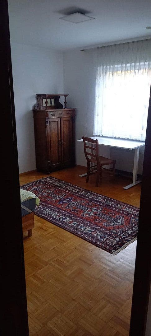 Predaj bytu 3-izbový 80 m², Einsteintr. 3, Stuttgart, Bádensko-Wurttembersko Predaj bytu 3-izbový 80 m², Einsteintr. 3, Stuttgart, Bádensko-Wurttembersko