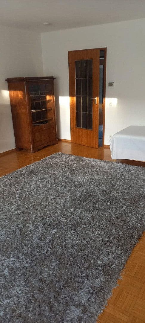 Predaj bytu 3-izbový 80 m², Einsteintr. 3, Stuttgart, Bádensko-Wurttembersko Predaj bytu 3-izbový 80 m², Einsteintr. 3, Stuttgart, Bádensko-Wurttembersko