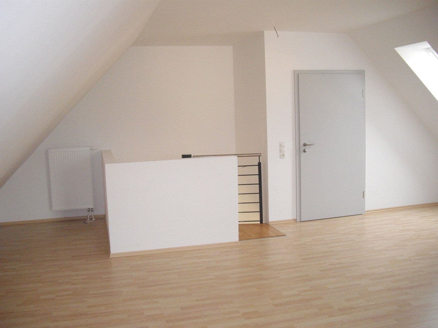 Prenájom bytu 4-izbový 103 m², Reichsdorfstraße 5, Sennfeld, Bavorsko Prenájom bytu 4-izbový 103 m², Reichsdorfstraße 5, Sennfeld, Bavorsko