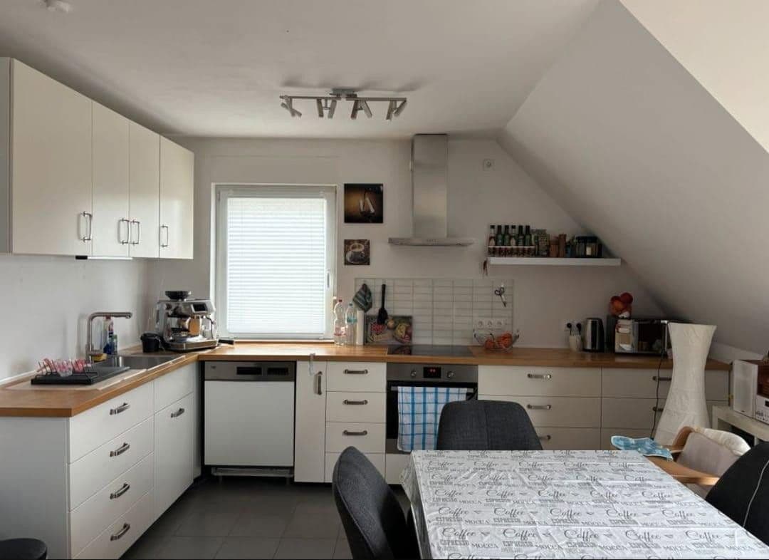 Prenájom bytu 4-izbový 103 m², Reichsdorfstraße 5, Sennfeld, Bavorsko Prenájom bytu 4-izbový 103 m², Reichsdorfstraße 5, Sennfeld, Bavorsko