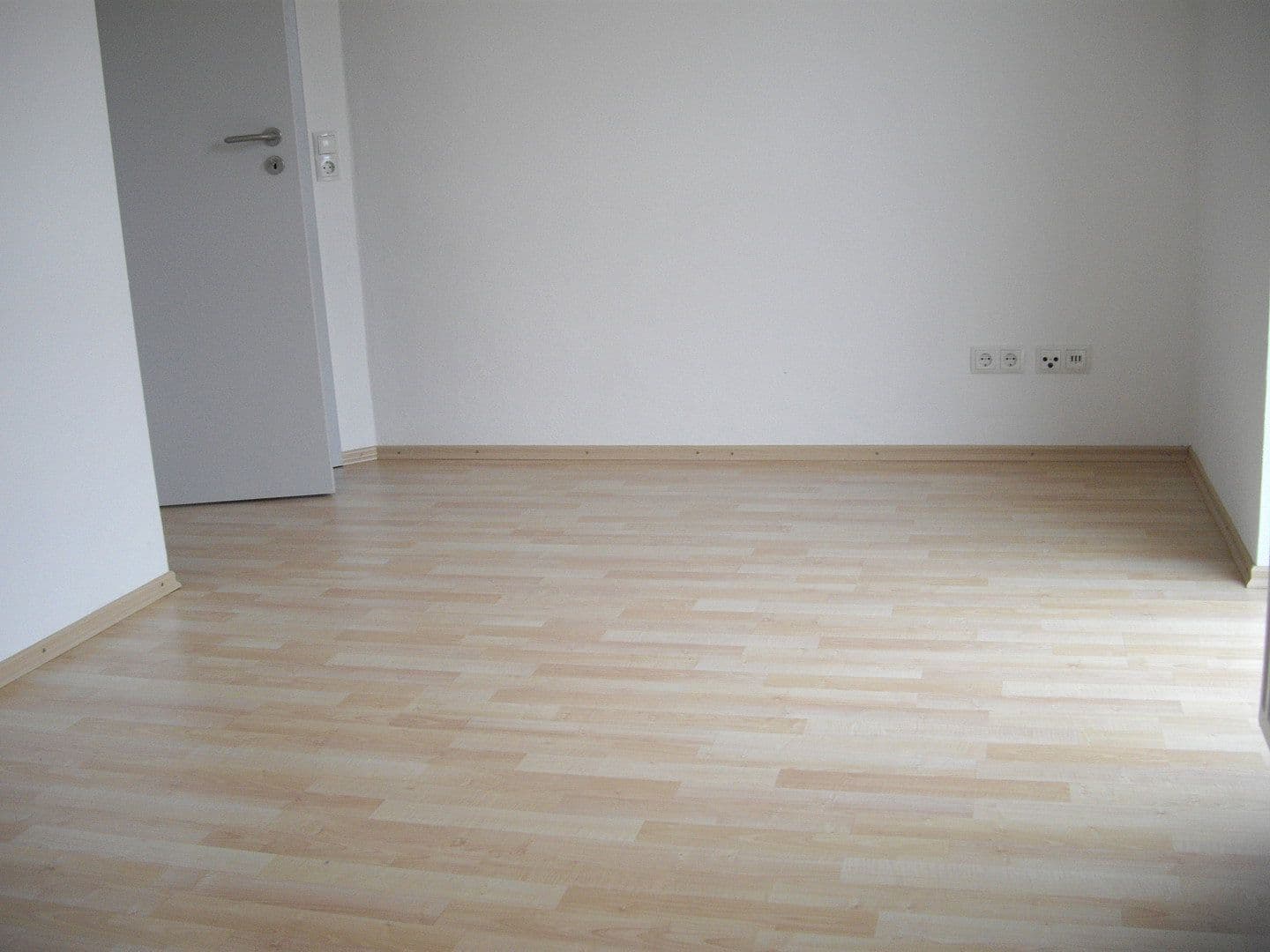 Prenájom bytu 4-izbový 103 m², Reichsdorfstraße 5, Sennfeld, Bavorsko Prenájom bytu 4-izbový 103 m², Reichsdorfstraße 5, Sennfeld, Bavorsko