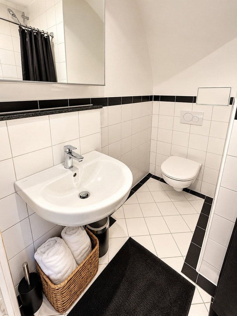 Prenájom bytu 2-izbový 53 m², Schwedterstr. 0, Berlin, Berlín Prenájom bytu 2-izbový 53 m², Schwedterstr. 0, Berlin, Berlín