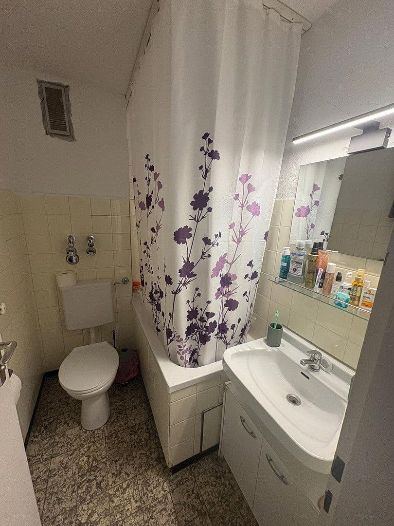 Predaj bytu 1-izbový 23 m², Eschenbrünnlestraße 84, Sindelfingen, Bádensko-Wurttembersko Predaj bytu 1-izbový 23 m², Eschenbrünnlestraße 84, Sindelfingen, Bádensko-Wurttembersko