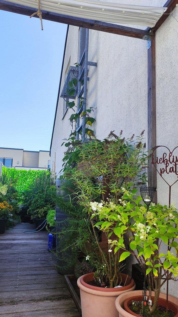 Prenájom bytu 3-izbový 100 m², Willy-Brandt-Str. 3, Bergisch Gladbach, Severné Porýnie - Westfálsko Prenájom bytu 3-izbový 100 m², Willy-Brandt-Str. 3, Bergisch Gladbach, Severné Porýnie - Westfálsko