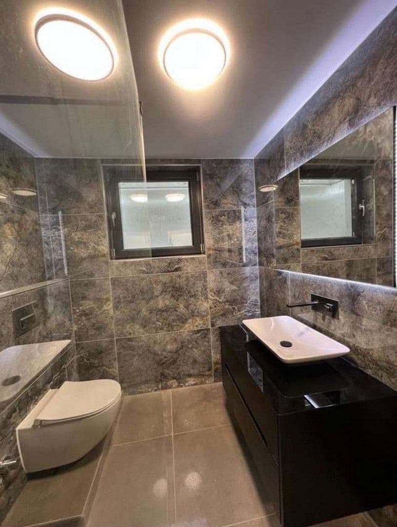 Prenájom bytu 2-izbový 55 m², Auf der Weingartsweide 20 A, Neuberg, Hesensko Prenájom bytu 2-izbový 55 m², Auf der Weingartsweide 20 A, Neuberg, Hesensko