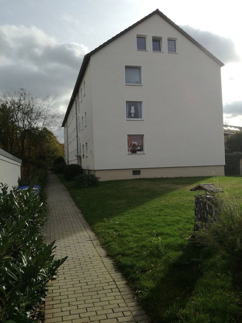 Prenájom bytu 3-izbový 74 m², Hameln, Dolné Sasko Prenájom bytu 3-izbový 74 m², Hameln, Dolné Sasko