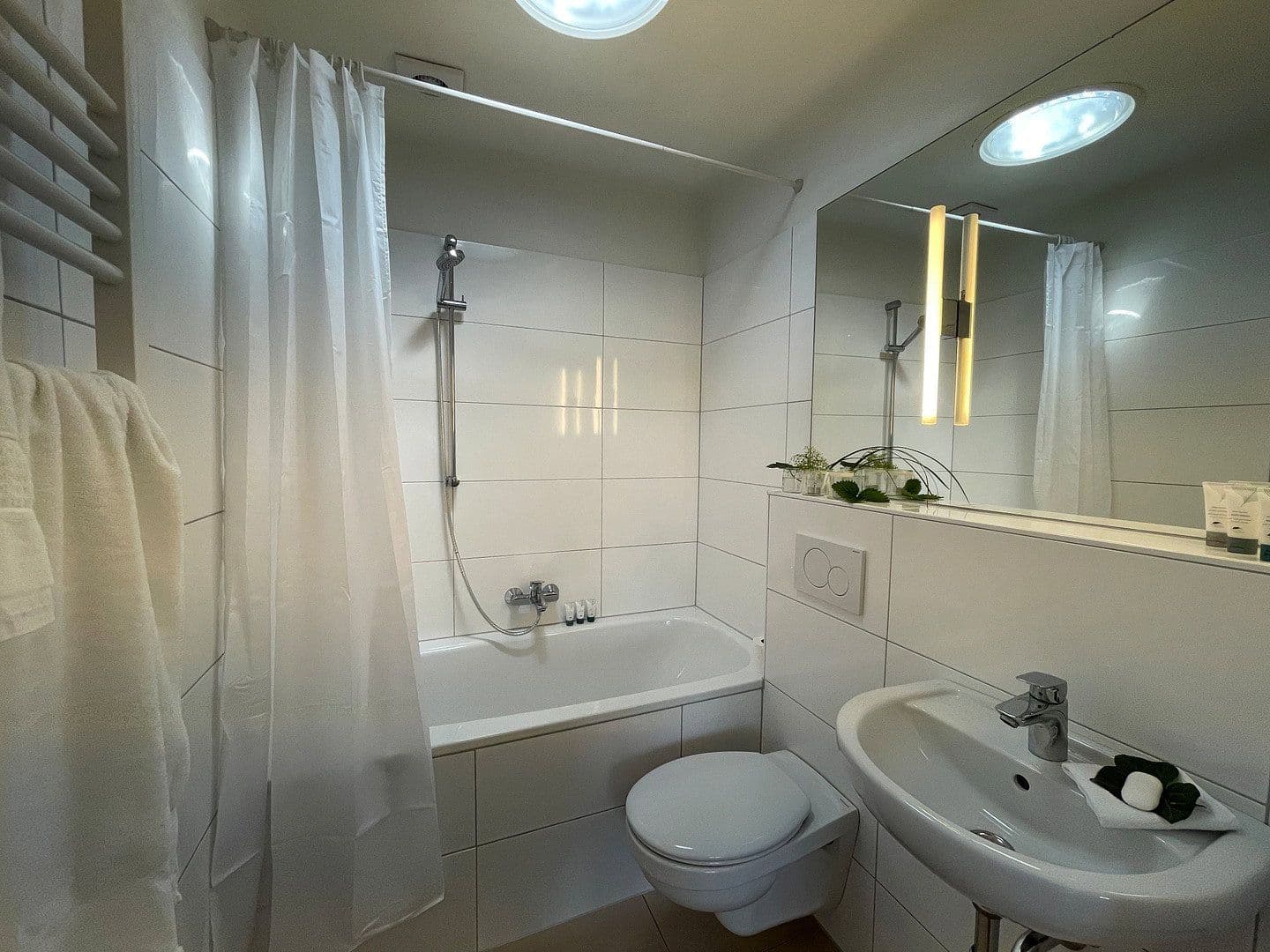 Prenájom bytu 1-izbový 46 m², Saalestr. 30, Essen, Severné Porýnie - Westfálsko Prenájom bytu 1-izbový 46 m², Saalestr. 30, Essen, Severné Porýnie - Westfálsko