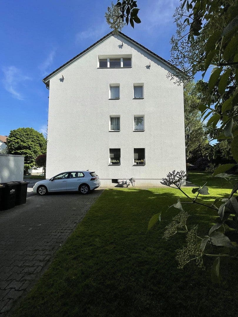 Prenájom bytu 1-izbový 46 m², Saalestr. 30, Essen, Severné Porýnie - Westfálsko Prenájom bytu 1-izbový 46 m², Saalestr. 30, Essen, Severné Porýnie - Westfálsko