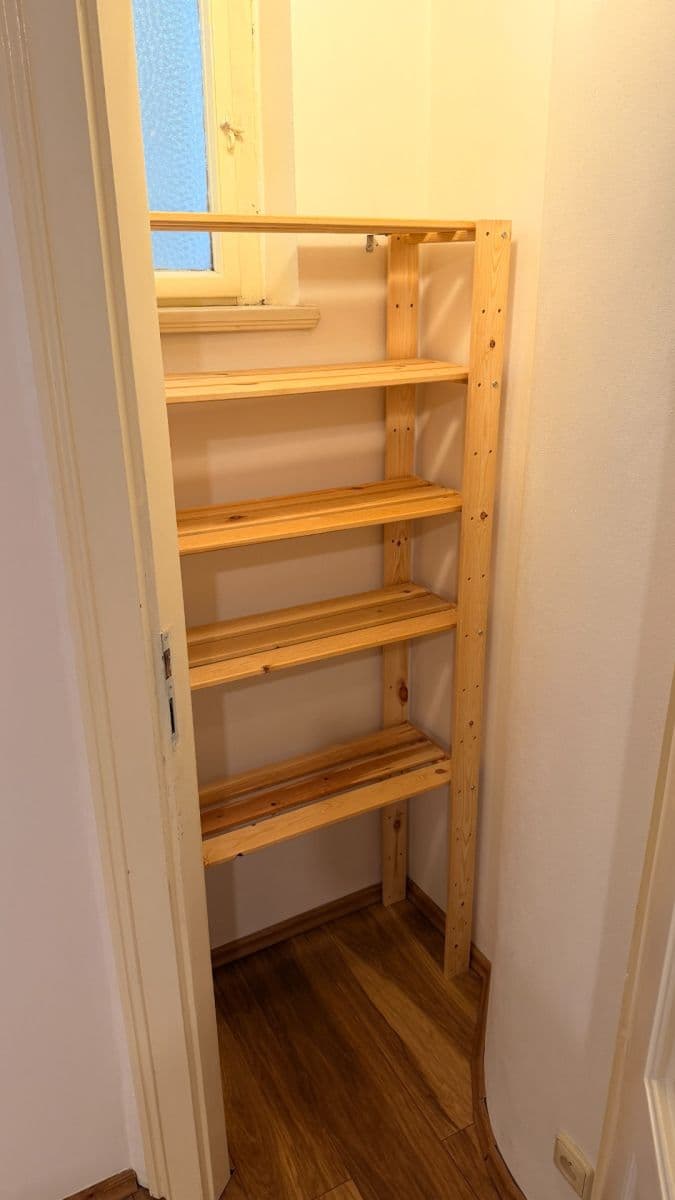 Prenájom bytu 2-izbový 70 m², Haškova, Praha, Praha Prenájom bytu 2-izbový 70 m², Haškova, Praha, Praha