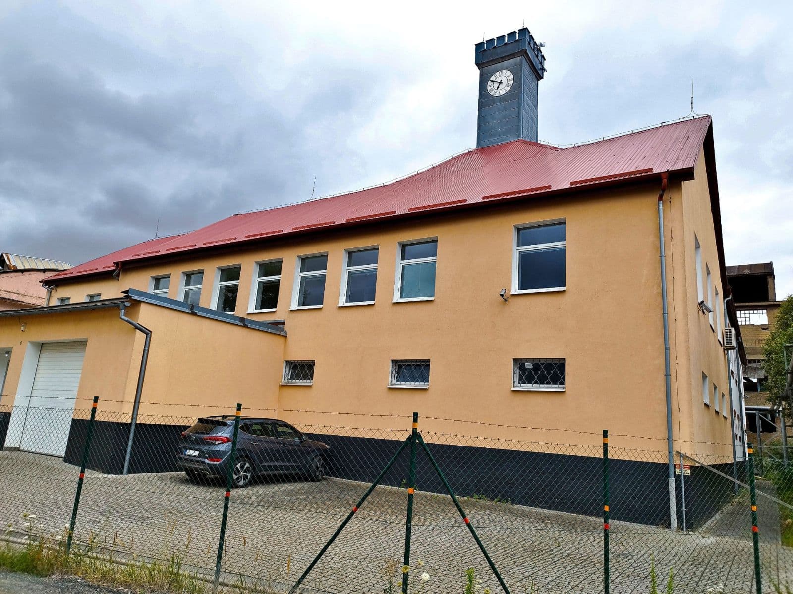 Predaj domu 1.612 m², pozemok 2.585 m², Huťská, Kladno, Středočeský kraj Predaj domu 1.612 m², pozemok 2.585 m², Huťská, Kladno, Středočeský kraj