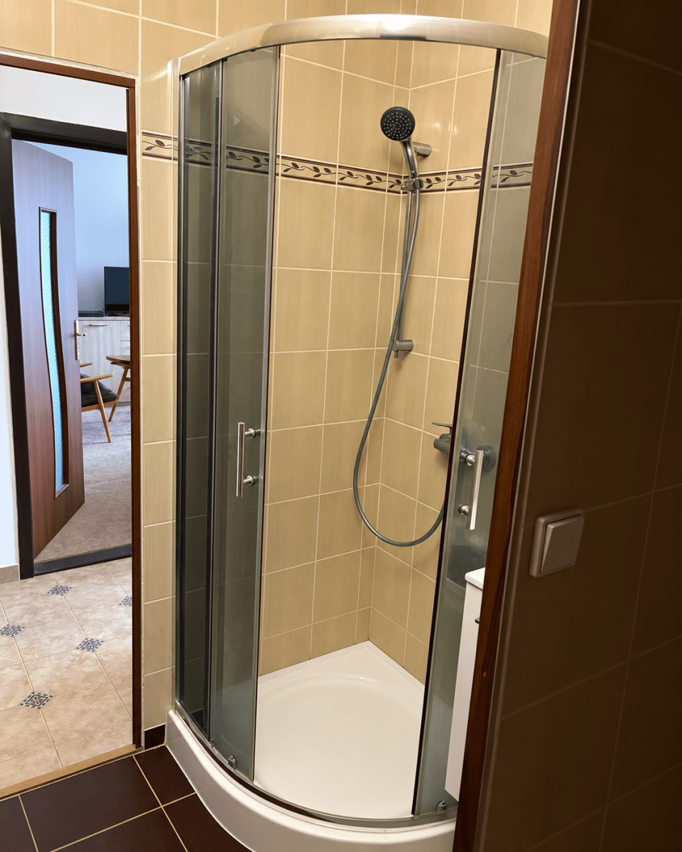 Prenájom bytu 1-izbový 34 m², Tupolevova, Praha, Praha Prenájom bytu 1-izbový 34 m², Tupolevova, Praha, Praha