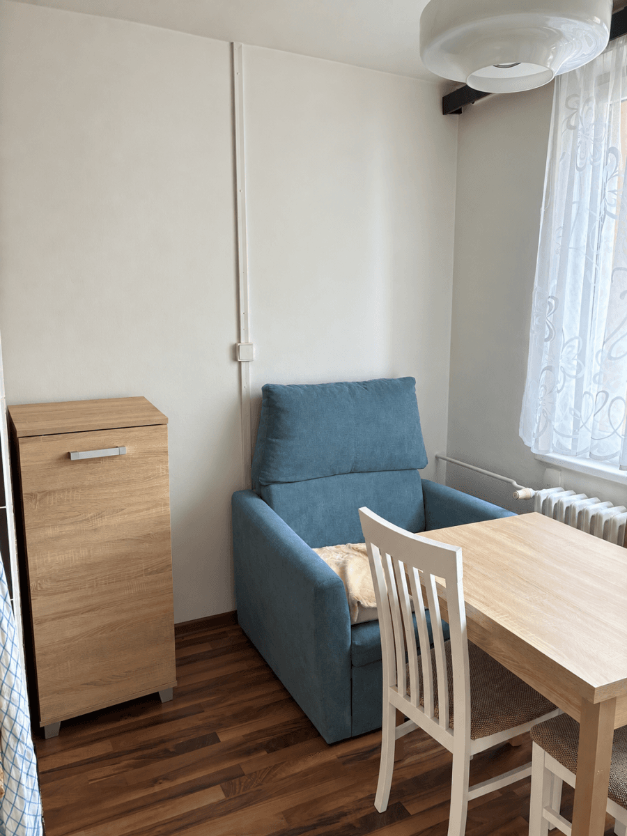 Prenájom bytu 1-izbový 34 m², Tupolevova, Praha, Praha Prenájom bytu 1-izbový 34 m², Tupolevova, Praha, Praha
