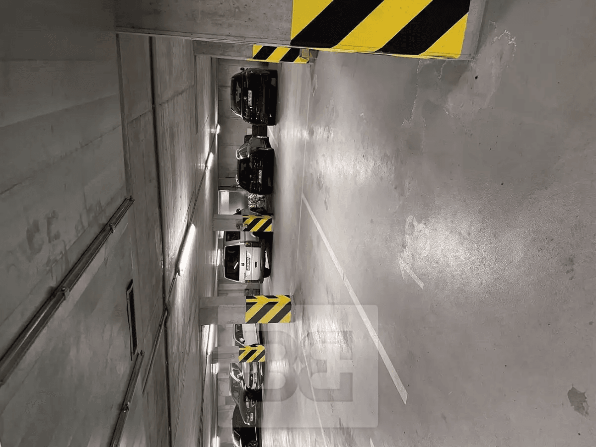 Prenájom garáže 33 m², Štítného, Praha, Praha Prenájom garáže 33 m², Štítného, Praha, Praha