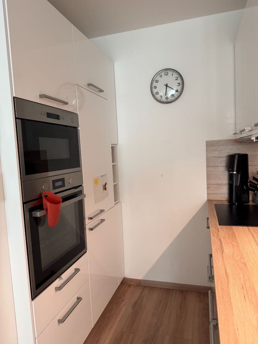 Predaj bytu 3-izbový 55 m², Bohúňova, Praha, Praha Predaj bytu 3-izbový 55 m², Bohúňova, Praha, Praha