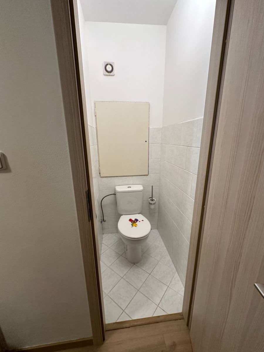 Predaj bytu 3-izbový 55 m², Bohúňova, Praha, Praha Predaj bytu 3-izbový 55 m², Bohúňova, Praha, Praha