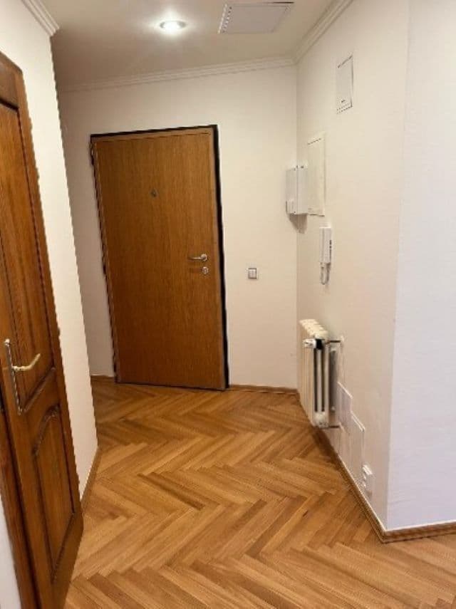 Predaj bytu 2-izbový 77 m², Jana Zajíce, Praha, Praha Predaj bytu 2-izbový 77 m², Jana Zajíce, Praha, Praha