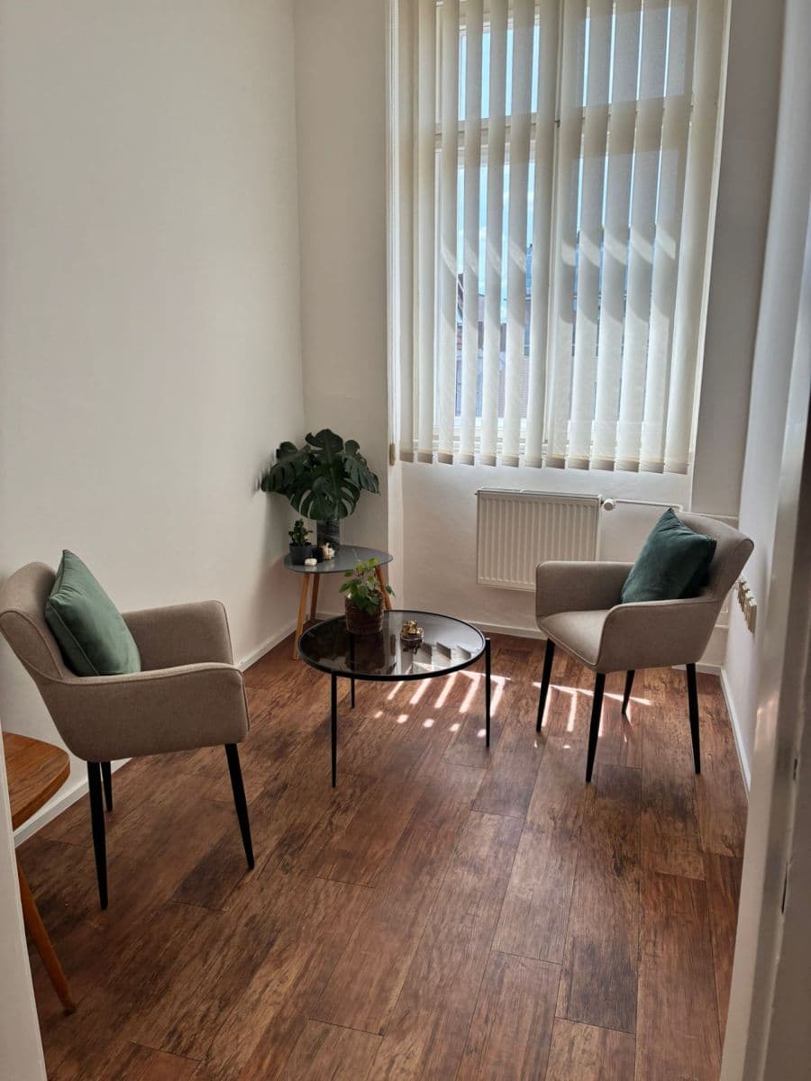 Prenájom kancelárie 13 m², Národní, Praha, Praha Prenájom kancelárie 13 m², Národní, Praha, Praha
