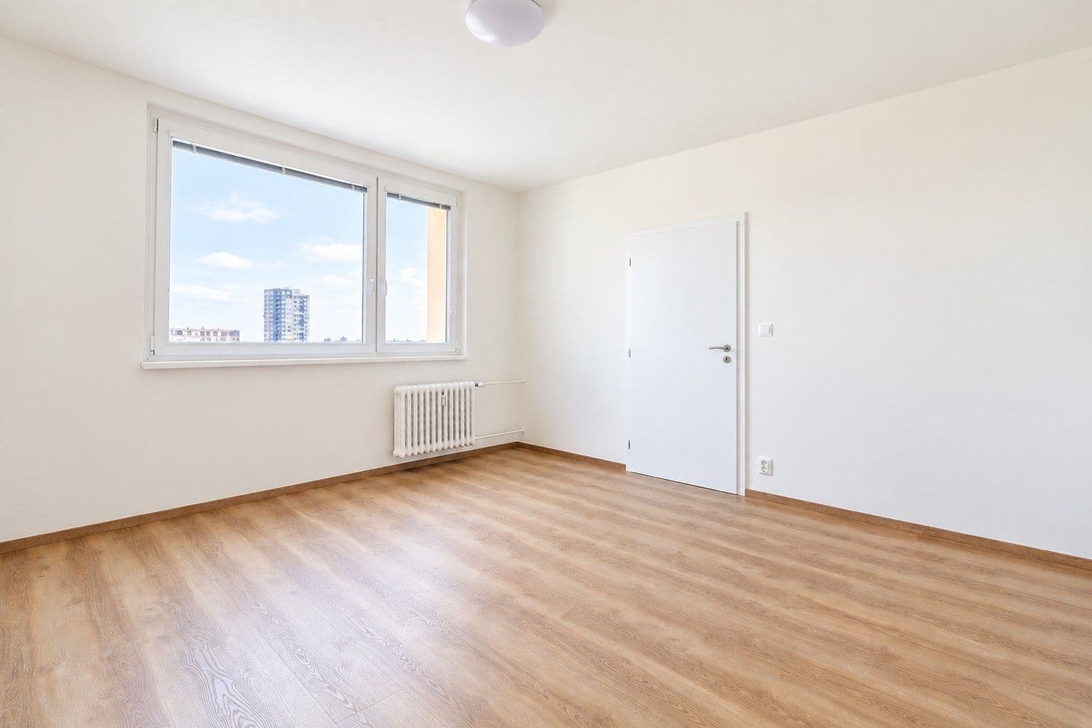 Prenájom bytu 3-izbový 78 m², Voskovcova, Praha, Praha Prenájom bytu 3-izbový 78 m², Voskovcova, Praha, Praha