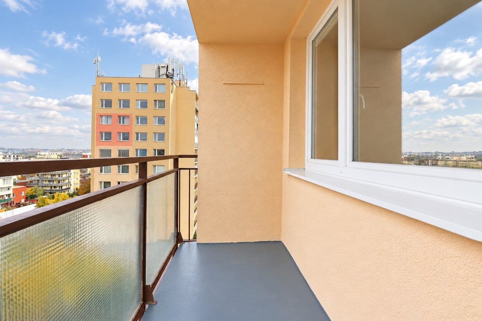 Prenájom bytu 3-izbový 78 m², Voskovcova, Praha, Praha Prenájom bytu 3-izbový 78 m², Voskovcova, Praha, Praha