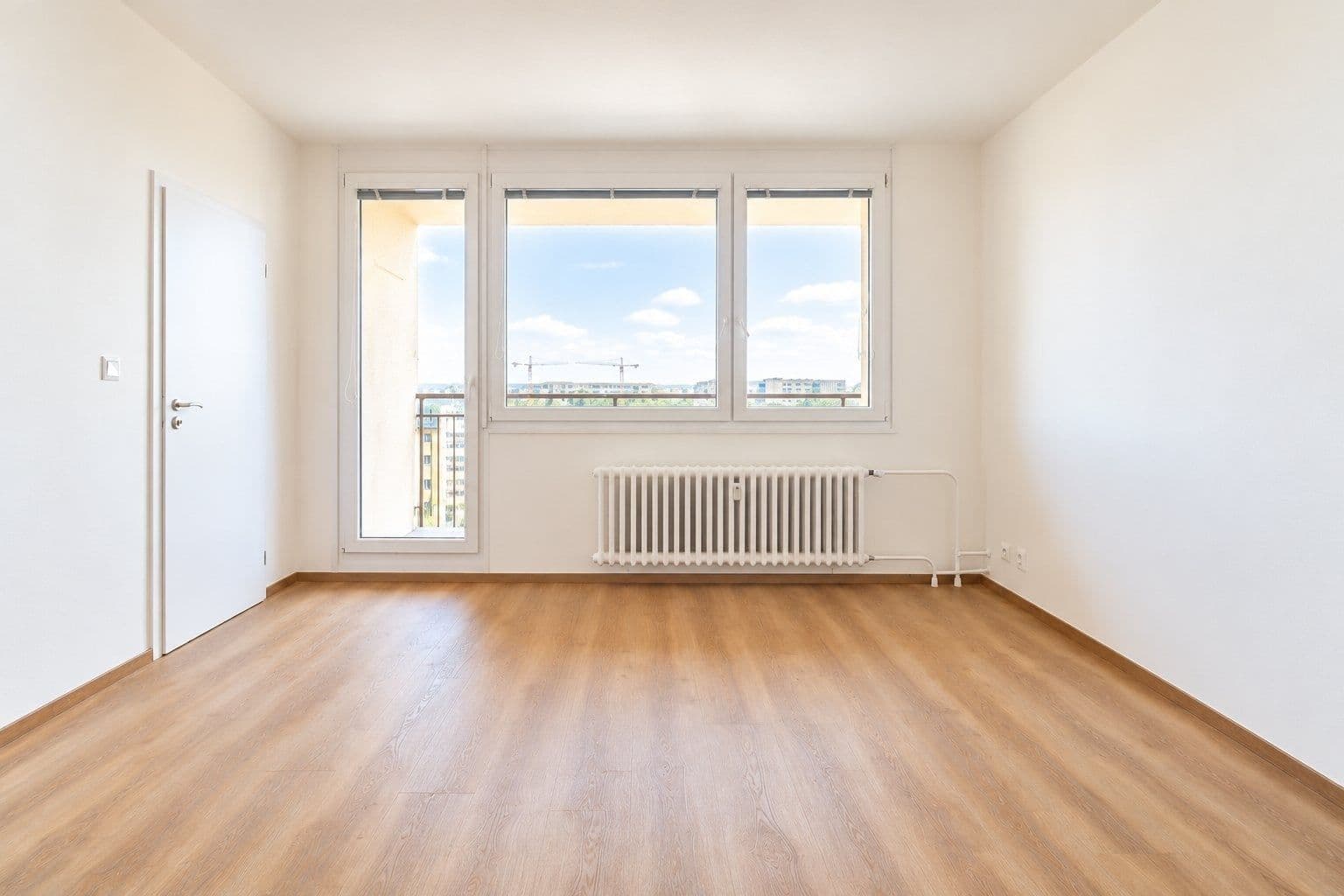 Prenájom bytu 3-izbový 78 m², Voskovcova, Praha, Praha Prenájom bytu 3-izbový 78 m², Voskovcova, Praha, Praha