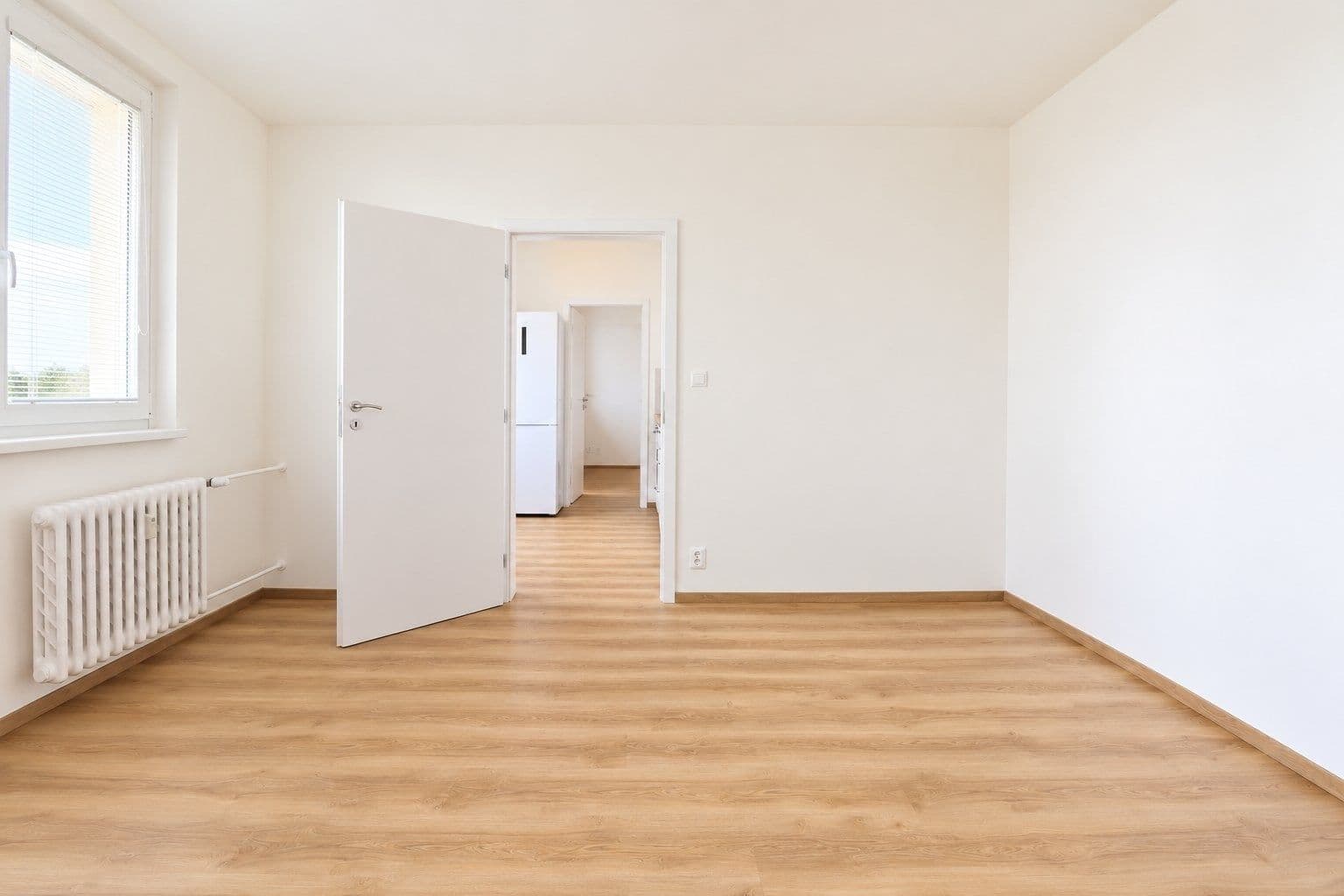 Prenájom bytu 3-izbový 78 m², Voskovcova, Praha, Praha Prenájom bytu 3-izbový 78 m², Voskovcova, Praha, Praha