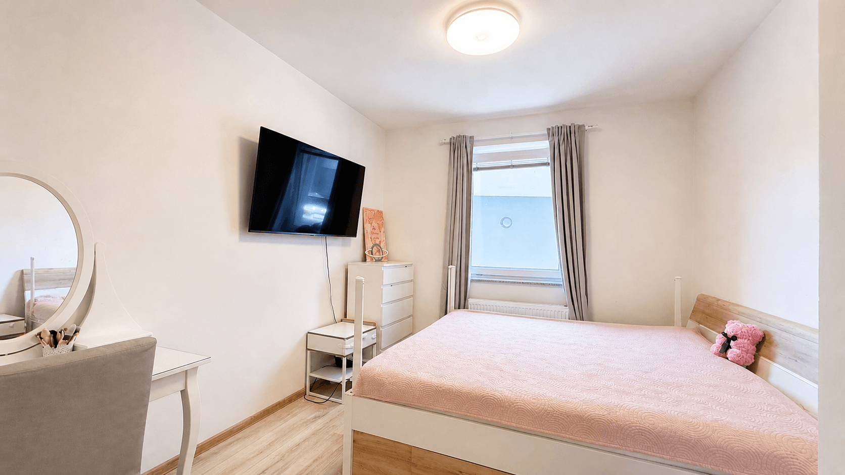 Predaj bytu 3-izbový 60 m², Břežany II, Středočeský kraj Predaj bytu 3-izbový 60 m², Břežany II, Středočeský kraj