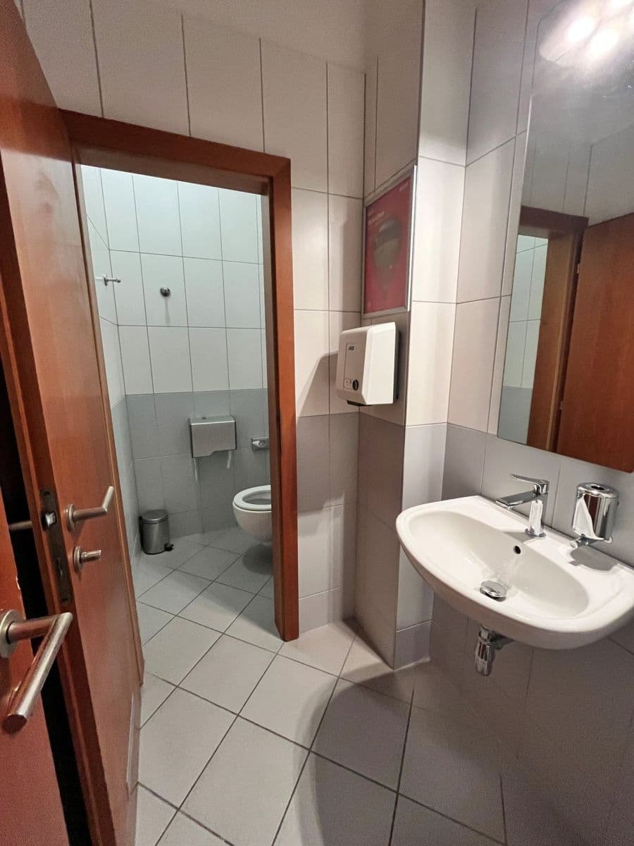 Prenájom kancelárie 25 m², Lidická, Brno, Jihomoravský kraj Prenájom kancelárie 25 m², Lidická, Brno, Jihomoravský kraj