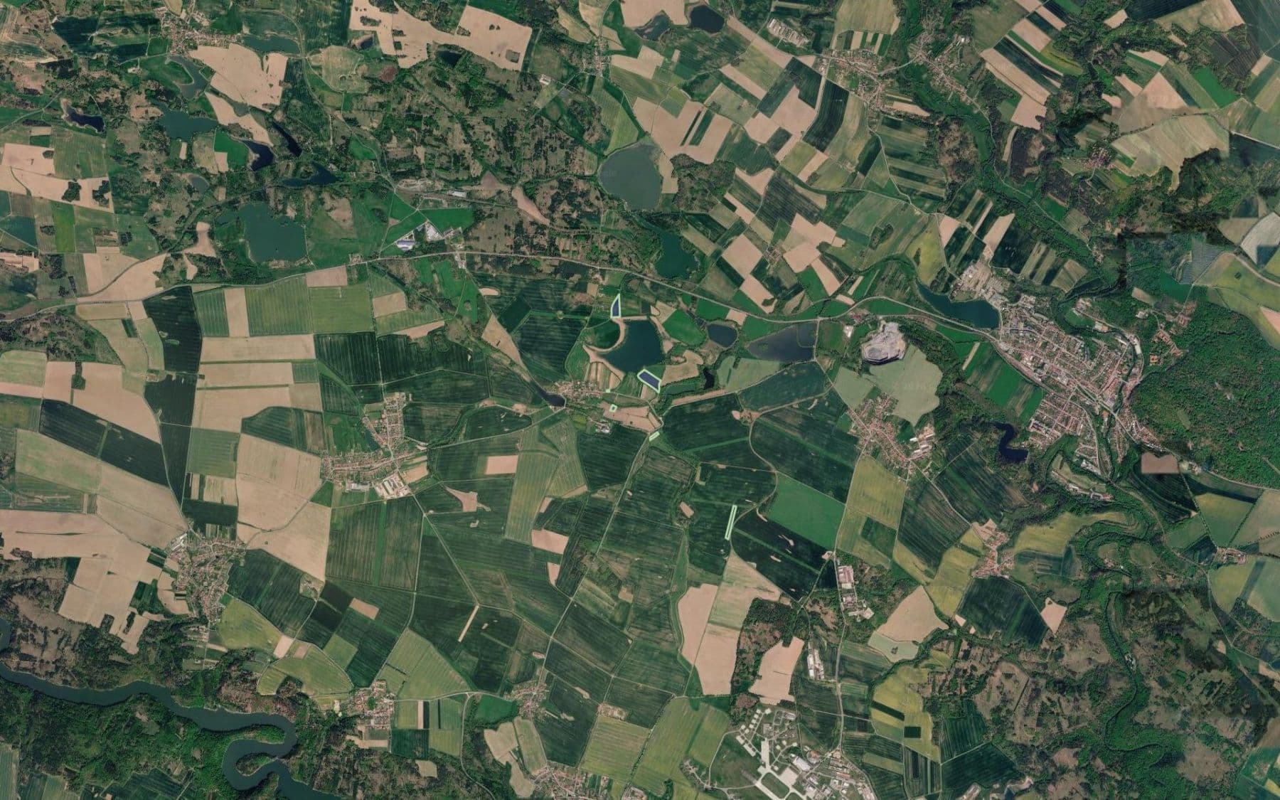 Predaj pozemku 11.243 m², Okarec, Kraj Vysočina Predaj pozemku 11.243 m², Okarec, Kraj Vysočina