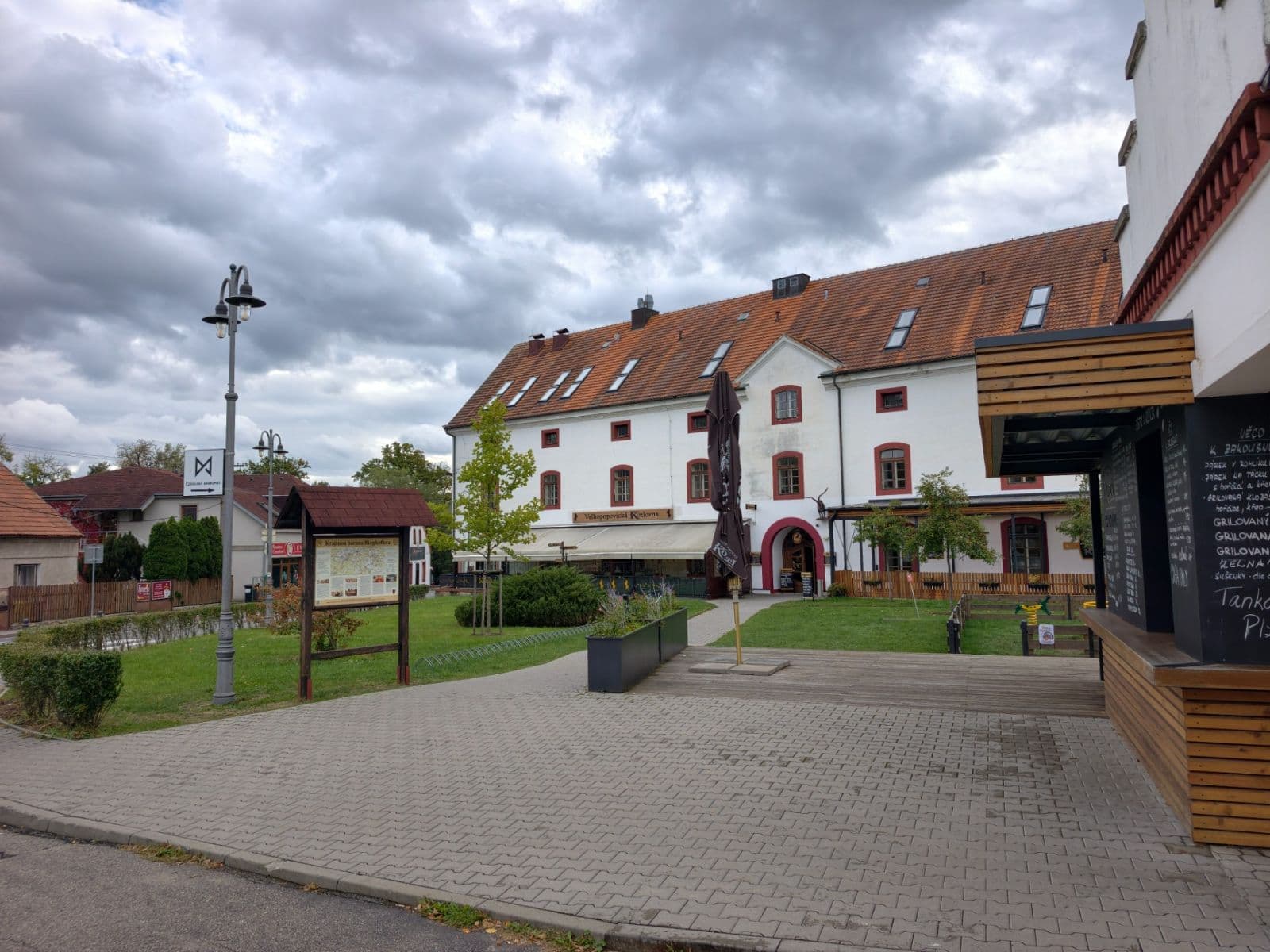 Predaj domu 199 m², pozemok 766 m², Velké Popovice, Středočeský kraj Predaj domu 199 m², pozemok 766 m², Velké Popovice, Středočeský kraj