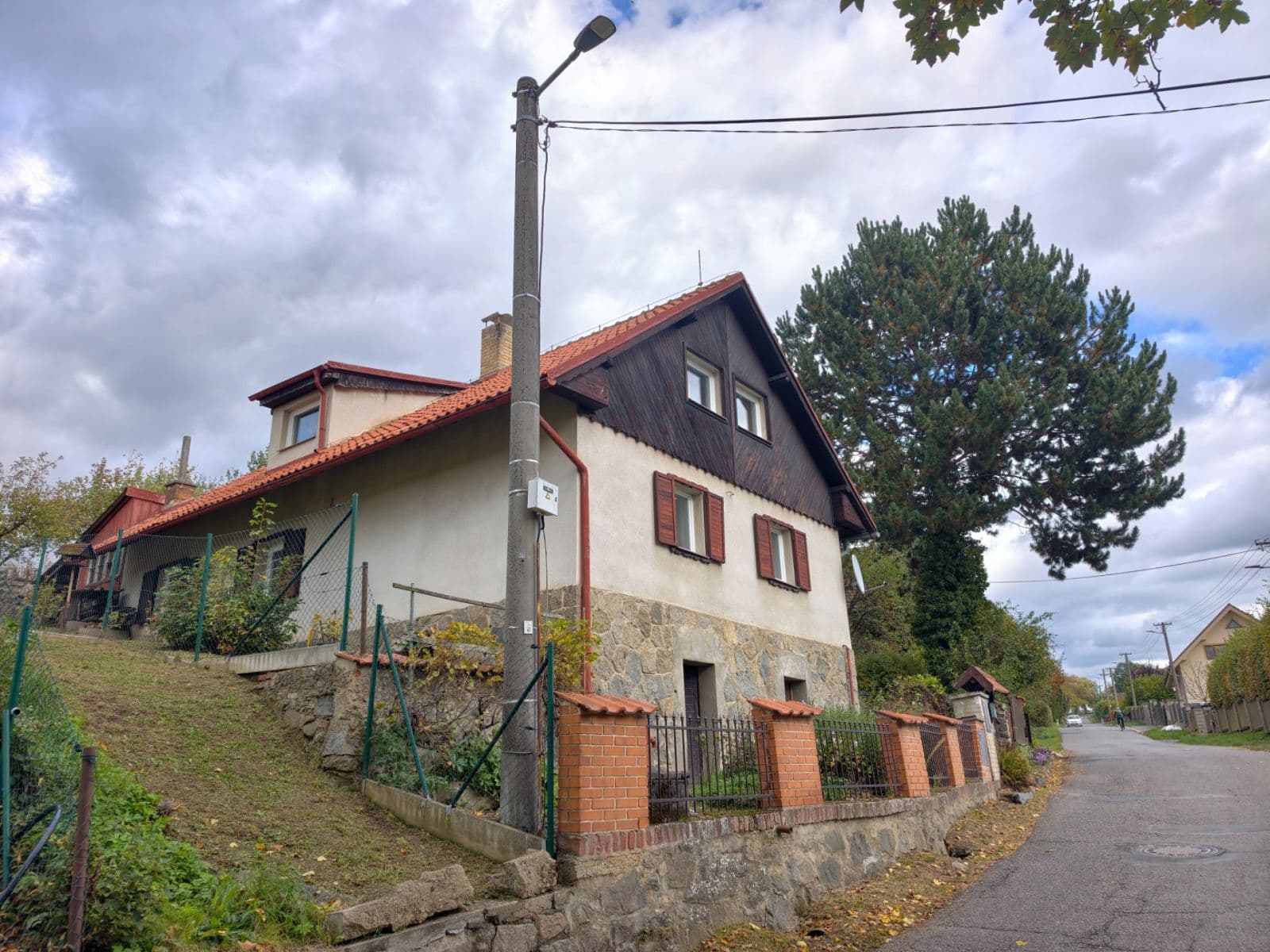 Predaj domu 199 m², pozemok 766 m², Velké Popovice, Středočeský kraj Predaj domu 199 m², pozemok 766 m², Velké Popovice, Středočeský kraj