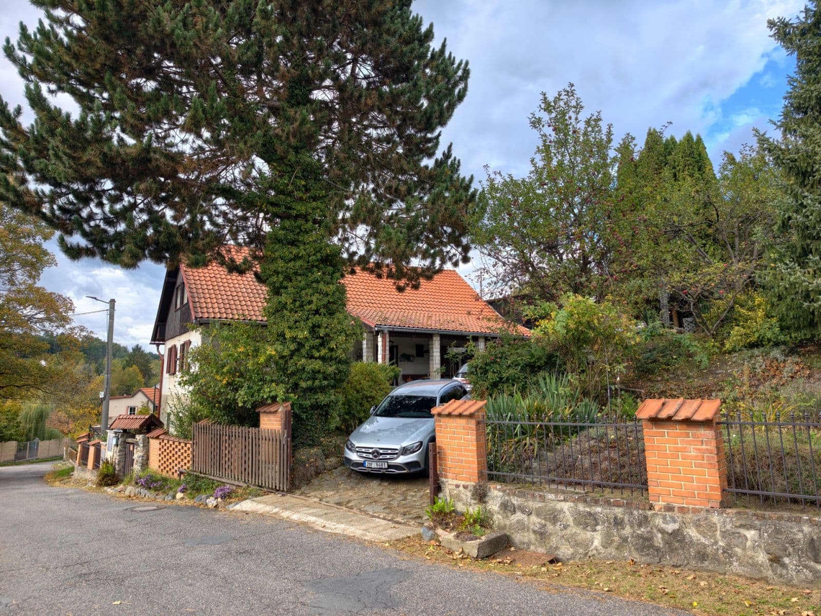 Predaj domu 199 m², pozemok 766 m², Velké Popovice, Středočeský kraj Predaj domu 199 m², pozemok 766 m², Velké Popovice, Středočeský kraj