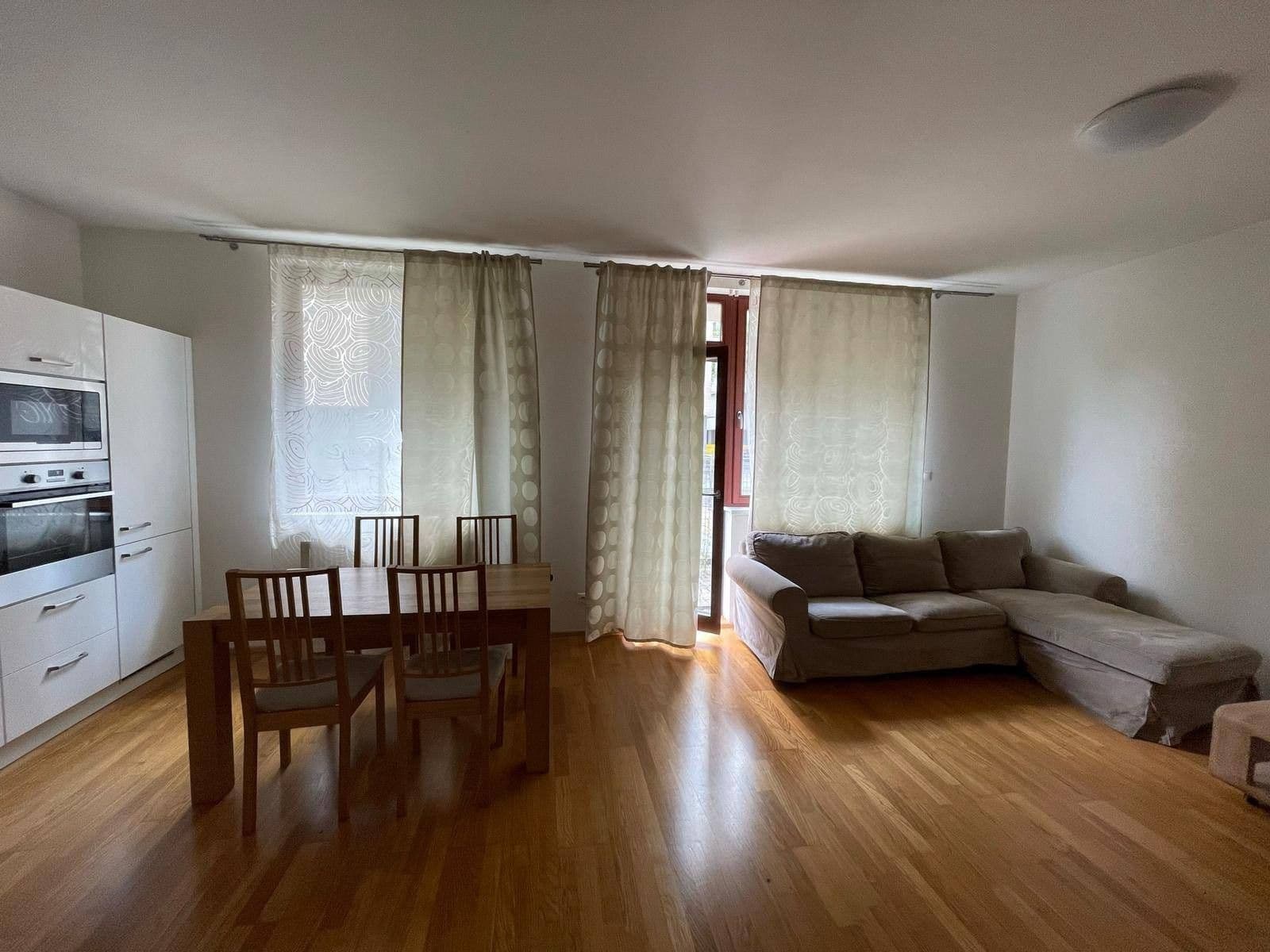 Predaj bytu 2-izbový 58 m², Pod Dvorem, Praha, Praha Predaj bytu 2-izbový 58 m², Pod Dvorem, Praha, Praha