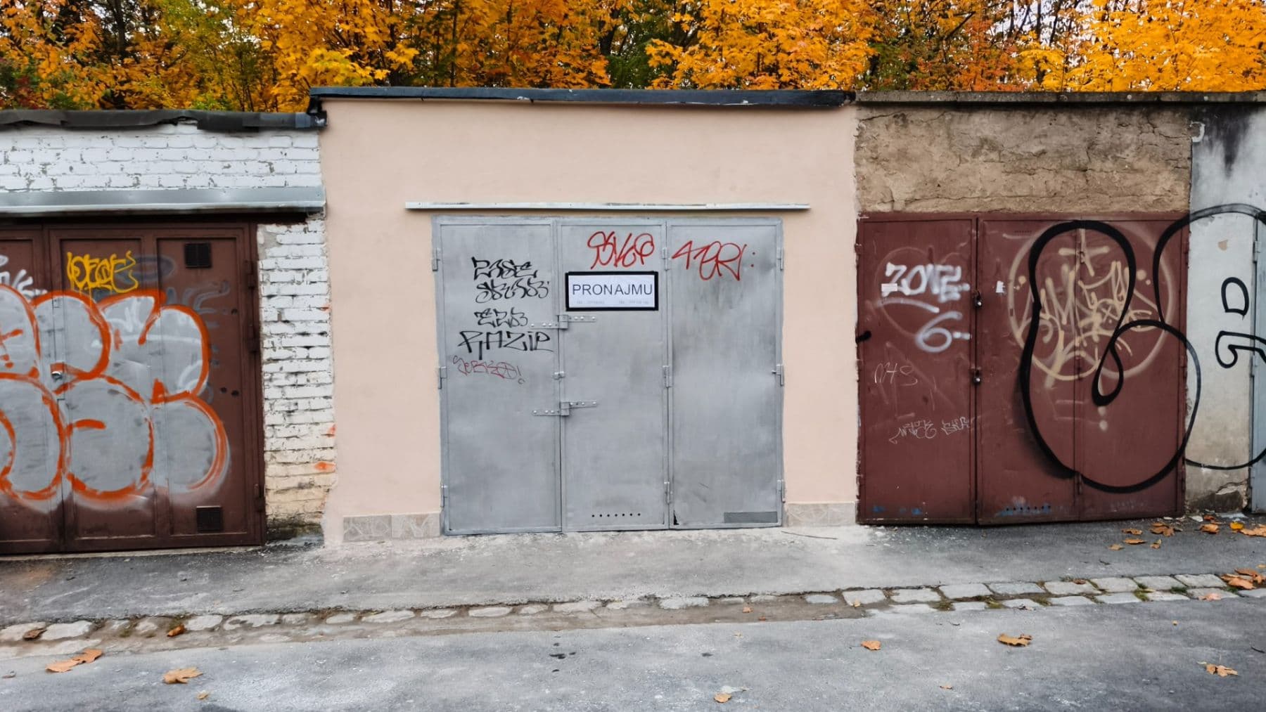 Prenájom garáže 16 m², Praha, Praha Prenájom garáže 16 m², Praha, Praha