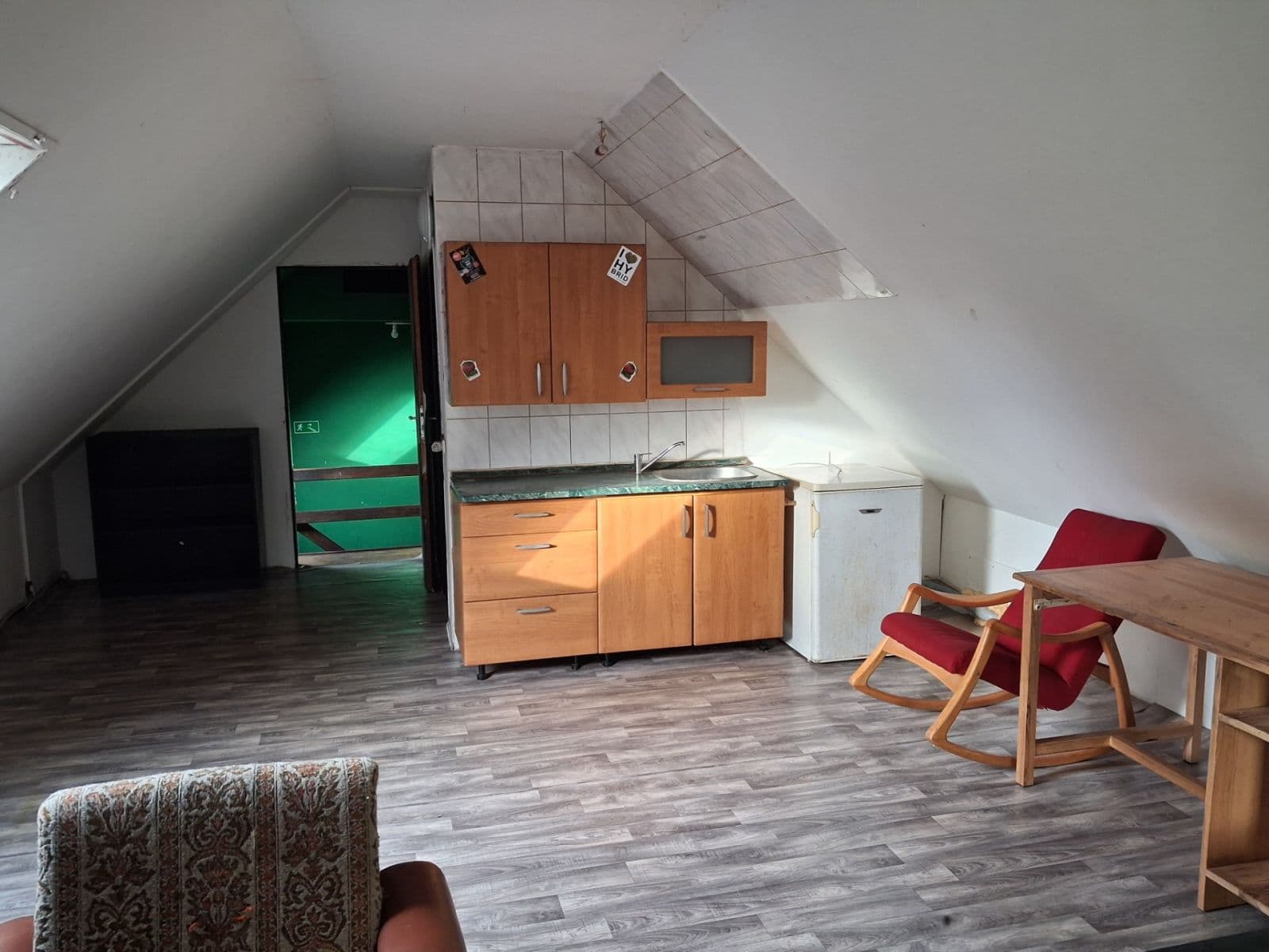 Prenájom bytu 1-izbový 35 m², Loučenská, Vlkava, Středočeský kraj Prenájom bytu 1-izbový 35 m², Loučenská, Vlkava, Středočeský kraj