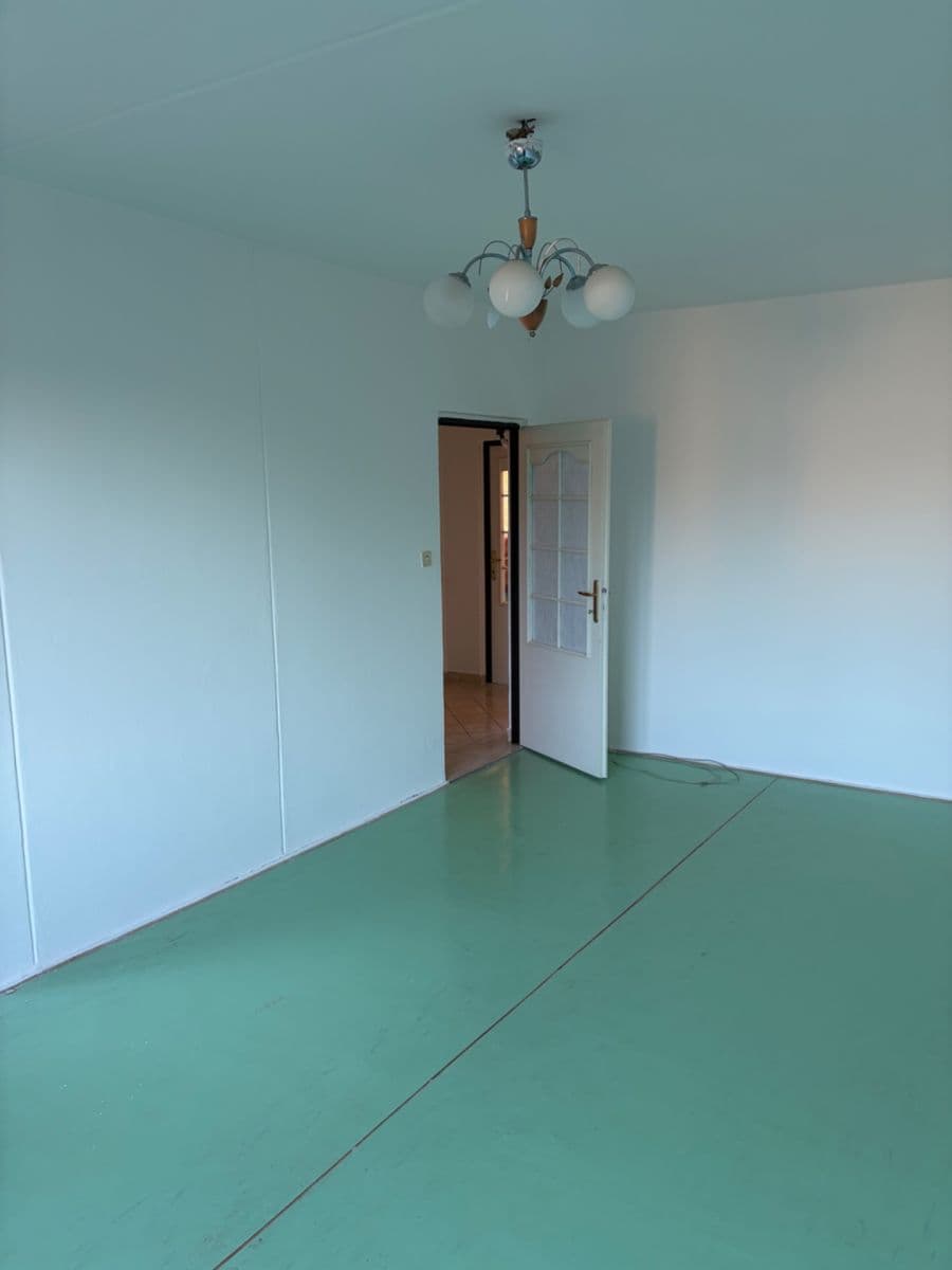 Prenájom bytu 3-izbový 84 m², Mánesova, Trutnov, Královéhradecký kraj Prenájom bytu 3-izbový 84 m², Mánesova, Trutnov, Královéhradecký kraj