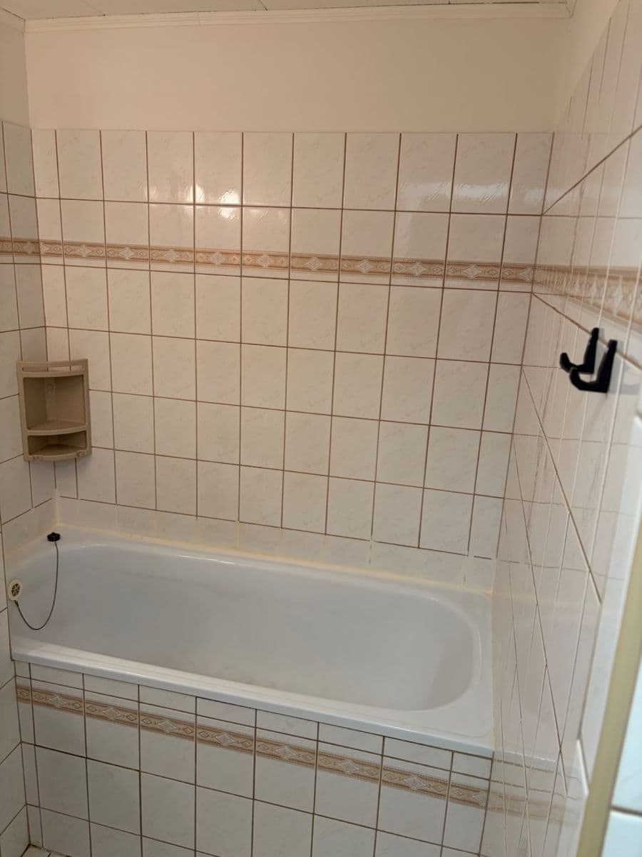 Prenájom bytu 3-izbový 84 m², Mánesova, Trutnov, Královéhradecký kraj Prenájom bytu 3-izbový 84 m², Mánesova, Trutnov, Královéhradecký kraj
