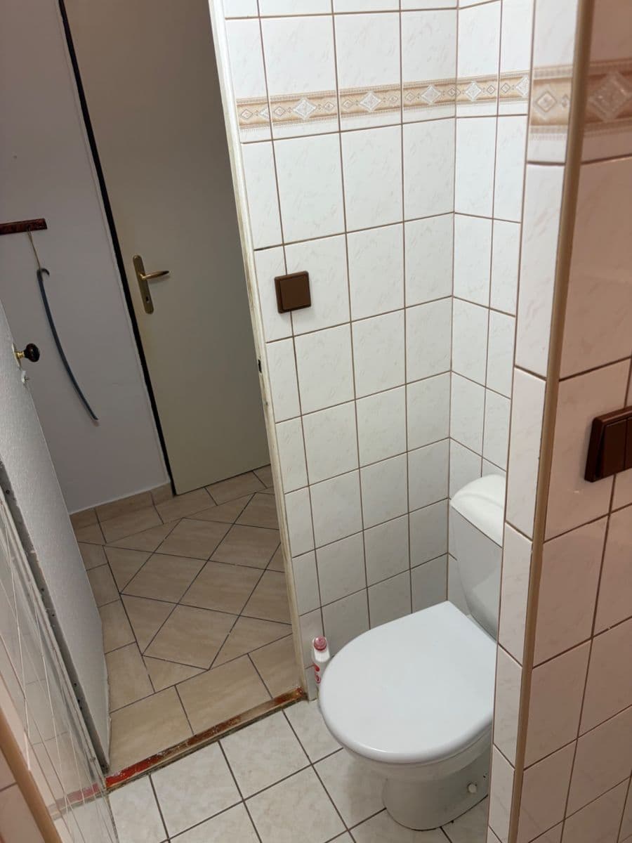Prenájom bytu 3-izbový 84 m², Mánesova, Trutnov, Královéhradecký kraj Prenájom bytu 3-izbový 84 m², Mánesova, Trutnov, Královéhradecký kraj